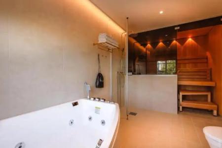 Hotelli-Ravintola Alma - 80