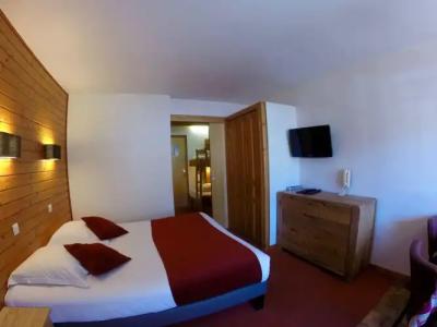 Hôtel Les Côtes, Résidence Loisirs et Chalets - 27