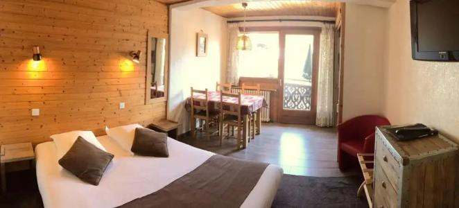 Hôtel Les Côtes, Résidence Loisirs et Chalets - 42