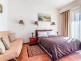Superior room with pool view