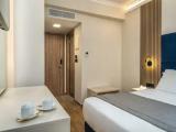 Standard Double room with partial sea view