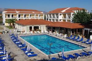 Village Inn Studios & Family Apartments, Laganas