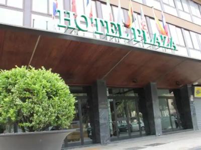 Plaza - 50