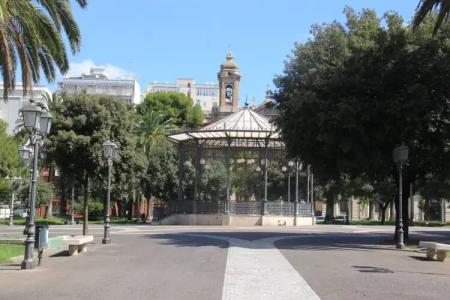 Plaza - 14
