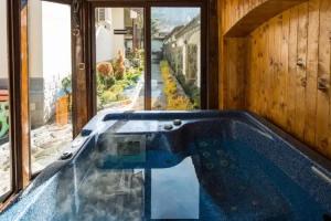 Guest House Mira, Saparevo