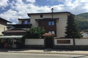 Guest House Mira, Saparevo