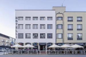 Hotel «Seurahuone», Riihimaeki