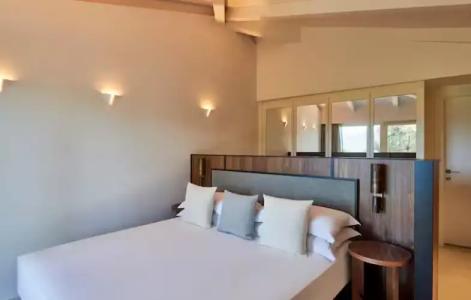 Baia Di Chia Resort Sardinia, Curio Collection By Hilton - 33