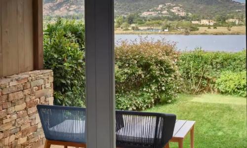 Baia Di Chia Resort Sardinia, Curio Collection By Hilton - 47