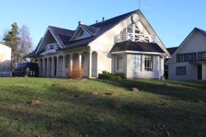 Hotel «Hirvemäe Camp», Varska