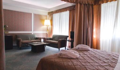 Grand Excelsior - 32