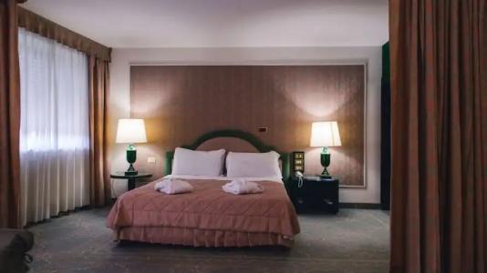 Grand Excelsior - 161