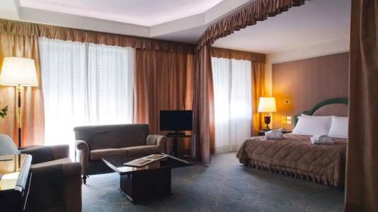 Grand Excelsior - 142