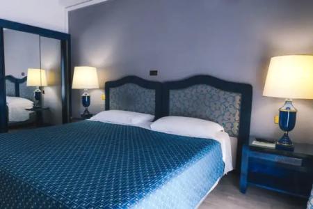 Grand Excelsior - 55