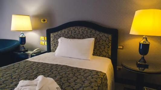 Grand Excelsior - 50