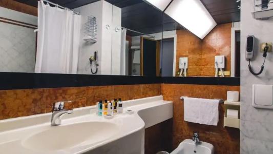 Grand Excelsior - 101