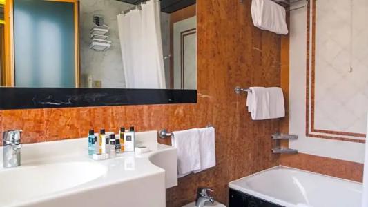 Grand Excelsior - 90