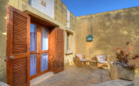 Ta' Cenc & Spa