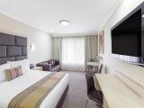 Executive Double room with pool view