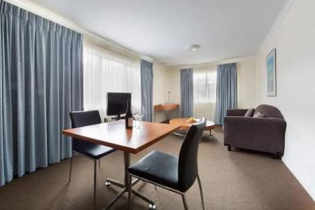 Ramada Encore Belconnen Canberra - 14