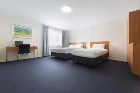 Ramada Encore Belconnen Canberra - 2