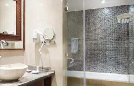 Souq Waqif Boutiques - Tivoli - 132