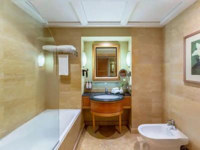 Mövenpick Doha - 31