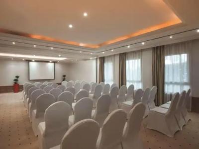 Mövenpick Doha - 18