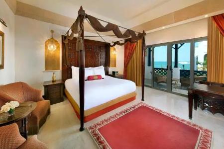 Sharq Village & Spa, a Ritz-Carlton - 18
