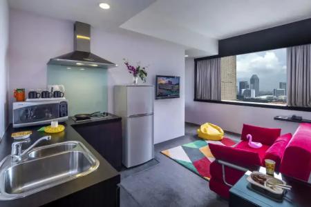 Furama City Centre - 10