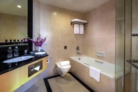 Furama City Centre - 9