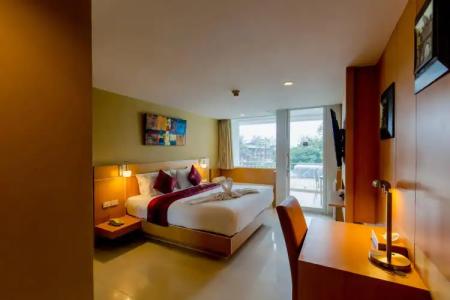 81 Premier Hollywood - 2