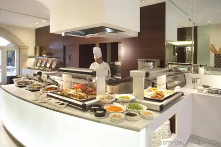 Grand Park City Hall - 11