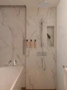 Amara Singapore - 51