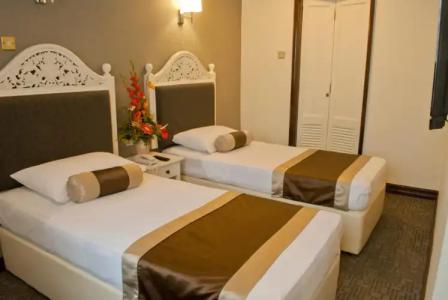 The Inn at Temple Street - 6