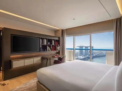 Swissotel The Stamford - 98