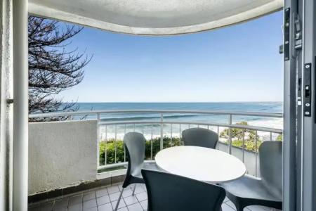 Rolling Surf Resort - 41