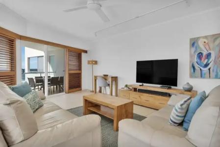 Rolling Surf Resort - 226