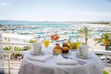 & Diving Les Illes - 49