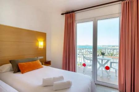 & Diving Les Illes - 50