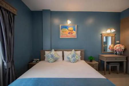 Eurana Boutique - 200