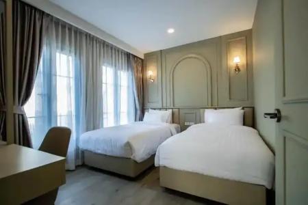 Eurana Boutique - 170