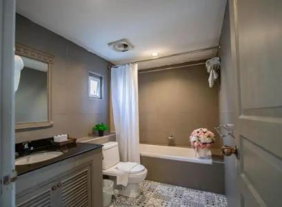 Eurana Boutique - 196