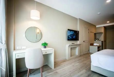 Eurana Boutique - 181