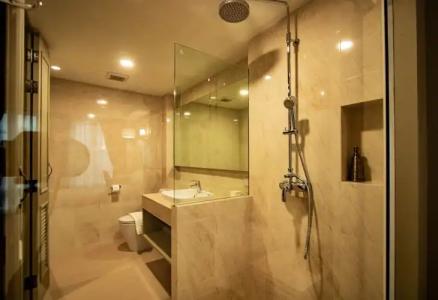 Eurana Boutique - 79