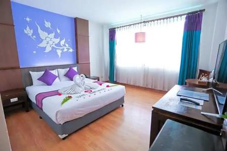 Eurana Boutique - 72