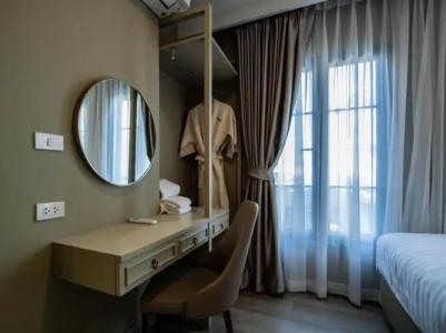 Eurana Boutique - 222