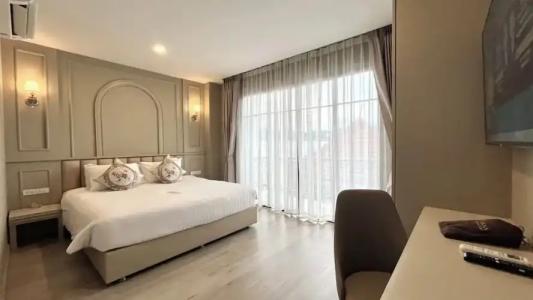 Eurana Boutique - 151