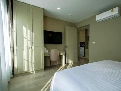 Eurana Boutique - 38