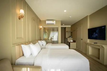 Eurana Boutique - 82